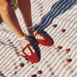 Invisible Strawberries - Women's Socks - Ecru Cotton