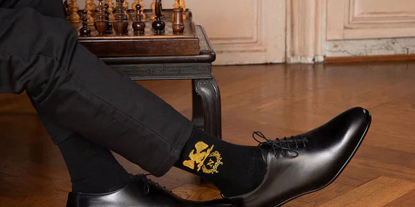 Coordonner vos chaussettes avec votre costume - Maison Broussaud