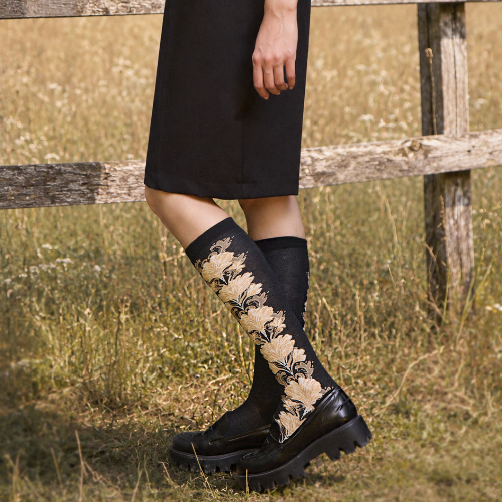 The Flowers – Women’s Socks – Black Cotton